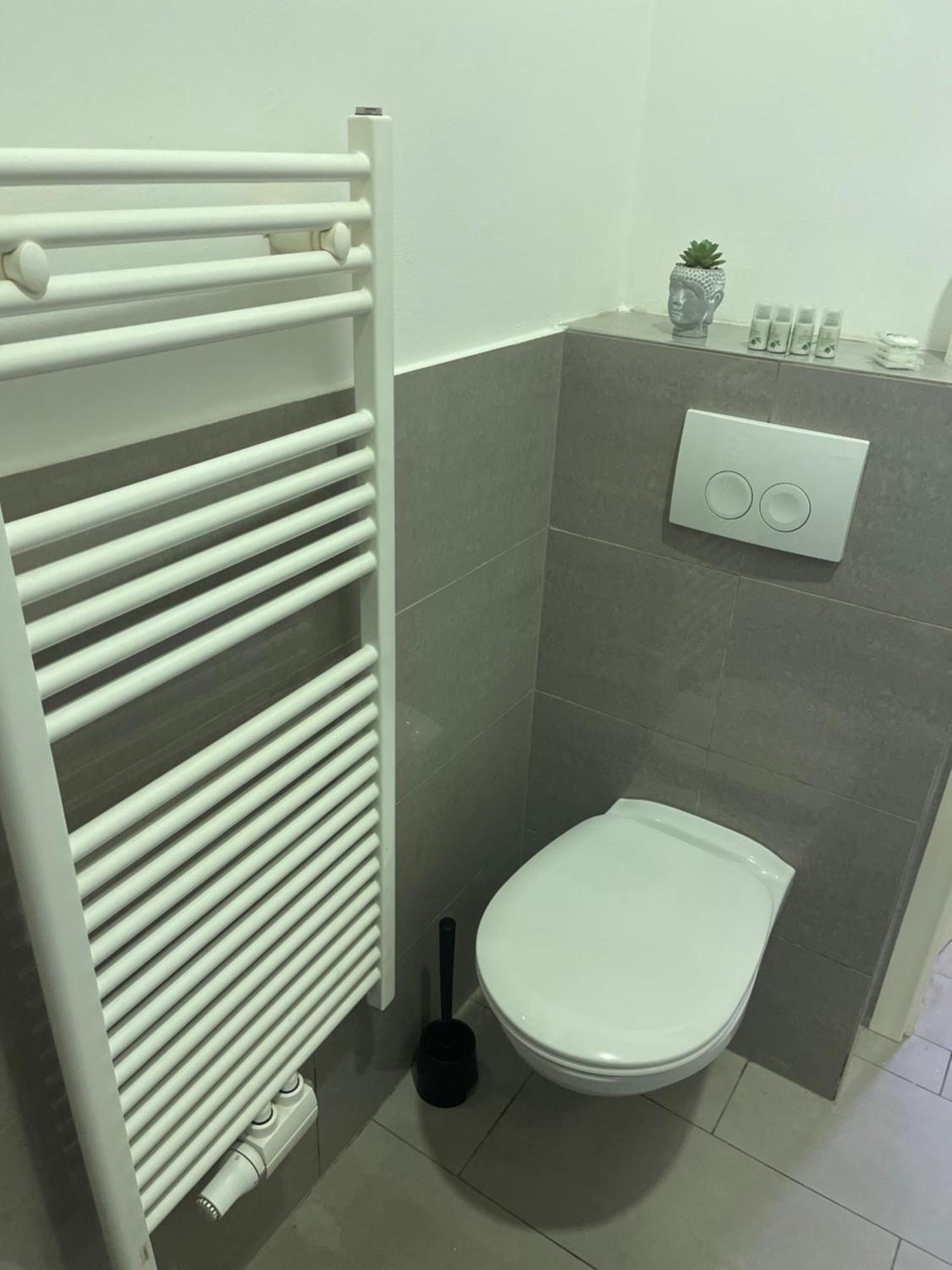 Cozy 5-Person Apartment In Vienna 6 Luaran gambar
